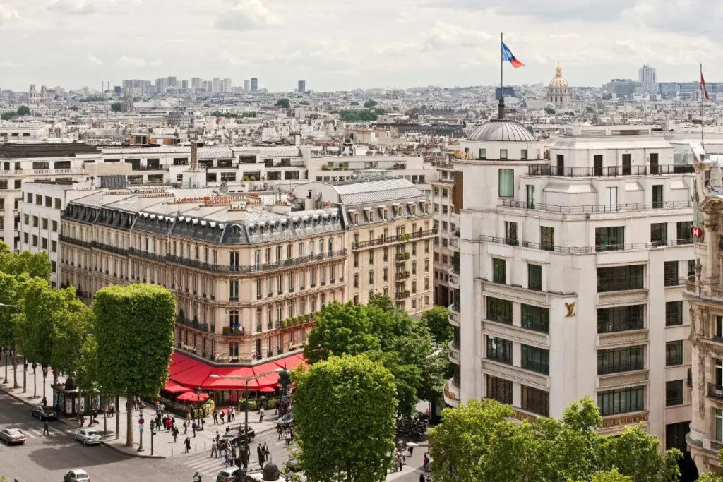 Hôtel Barrière Fouquet's Paris