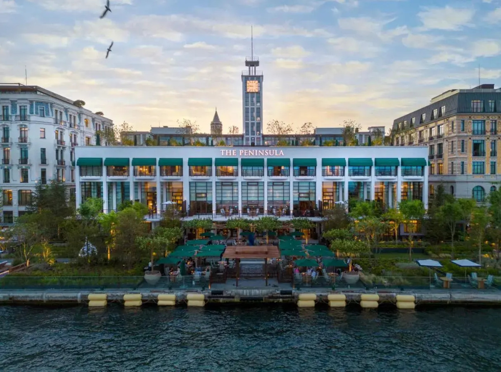 The Peninsula Istanbul — отель 5★ на набережной Босфора в Каракёе