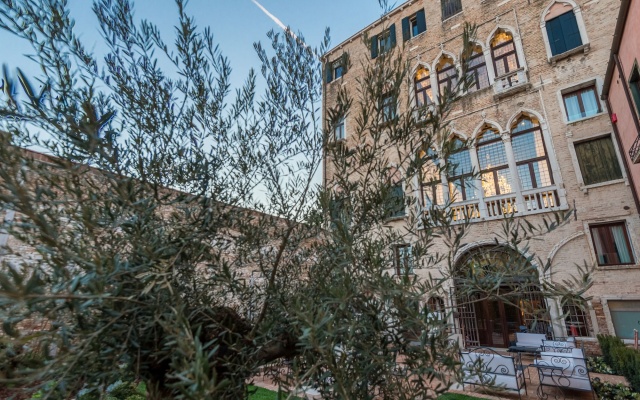 Hotel Nani Mocenigo Palace